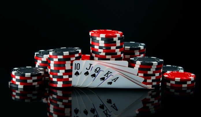 Poker Game Online Live Casino